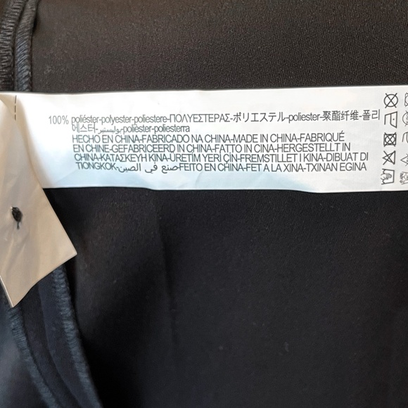 NWT Zara Contrasting Mini Black Dress V-neck with Puff Sleeves XS - Picture 7 of 10